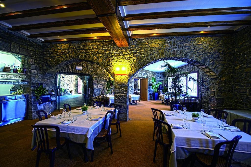 Hostal Palouet De Segarra Zewnętrze zdjęcie