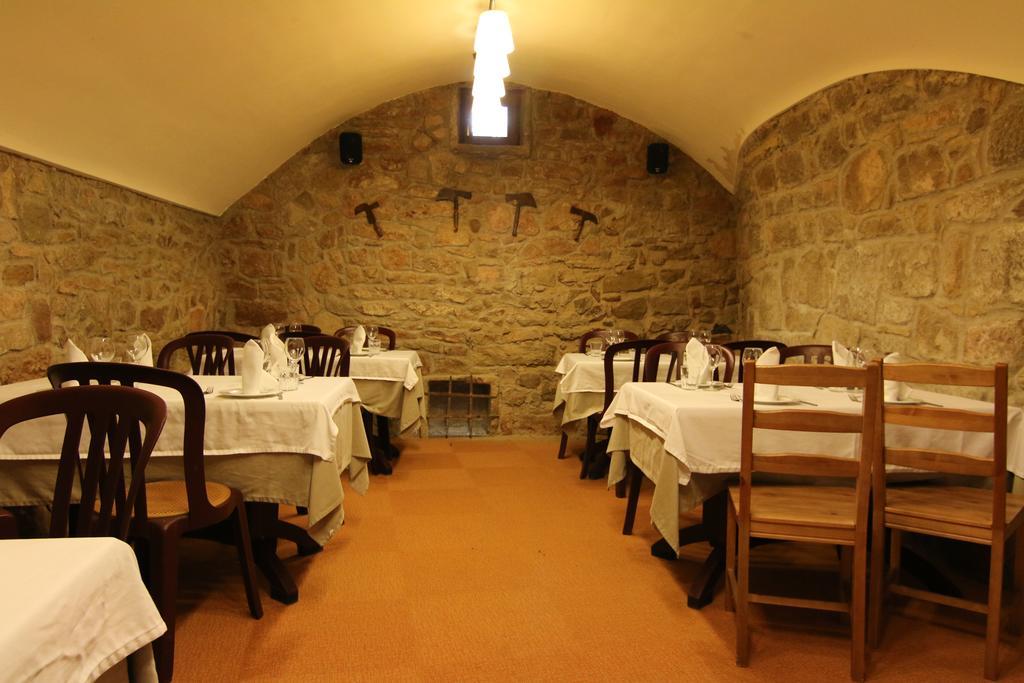 Hostal Palouet De Segarra Zewnętrze zdjęcie
